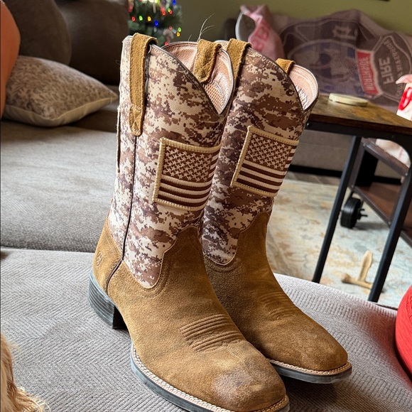 Ariat Camo Patriot Tan Distressed Men's Western Boots - Picture 3 of 10